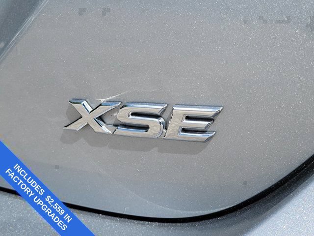 Used 2023 Toyota Camry XSE FWD image 12