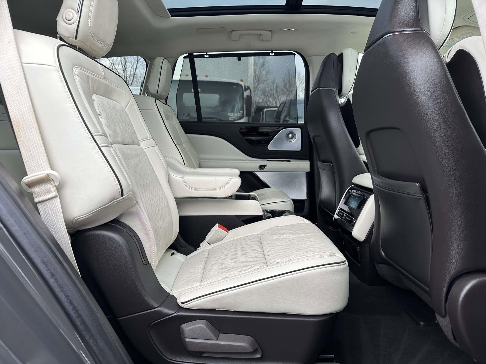 Used 2020 Lincoln Aviator Black Label w/ Dynamic Handling Package image 27