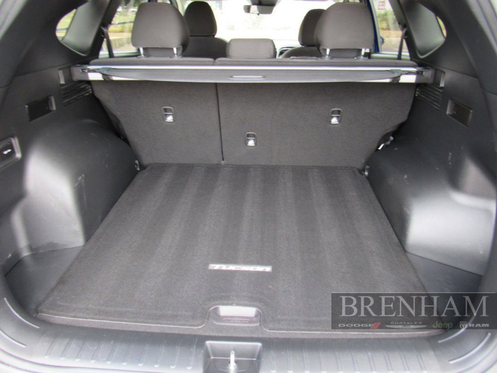 Used 2022 Hyundai Tucson SEL w/ Cargo Package AWD/4WD image 16