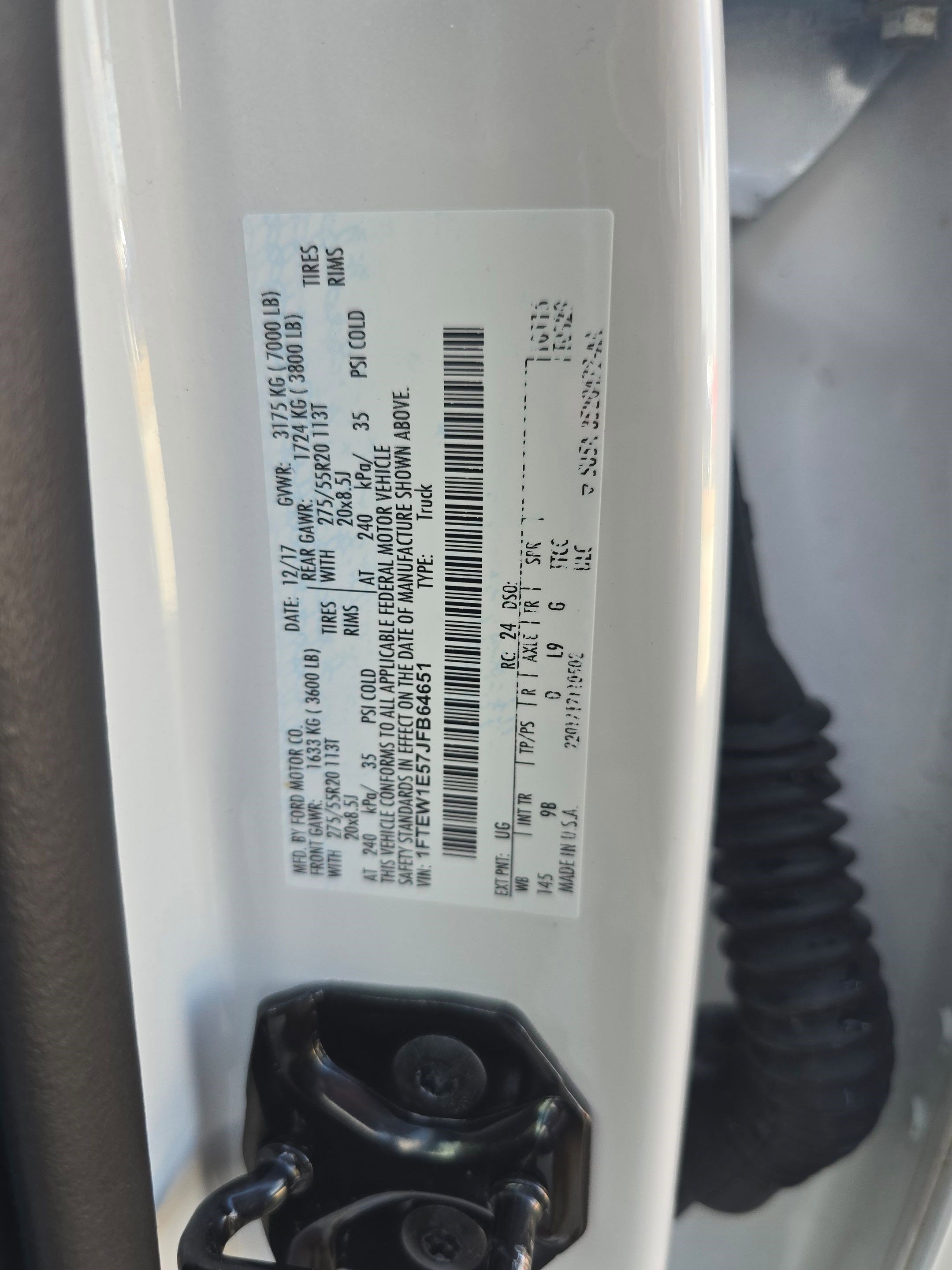 Used 2018 Ford F150 Platinum w/ Equipment Group 701A Luxury image 17