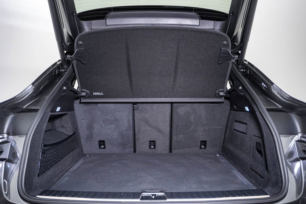 Certified 2025 Porsche Cayenne Coupe image 28