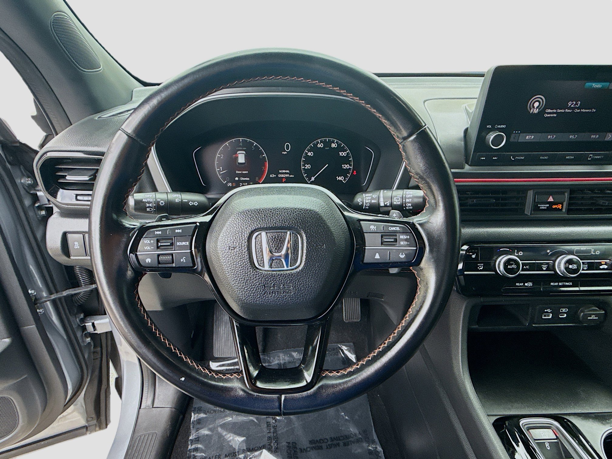 Used 2023 Honda Pilot Sport image 10