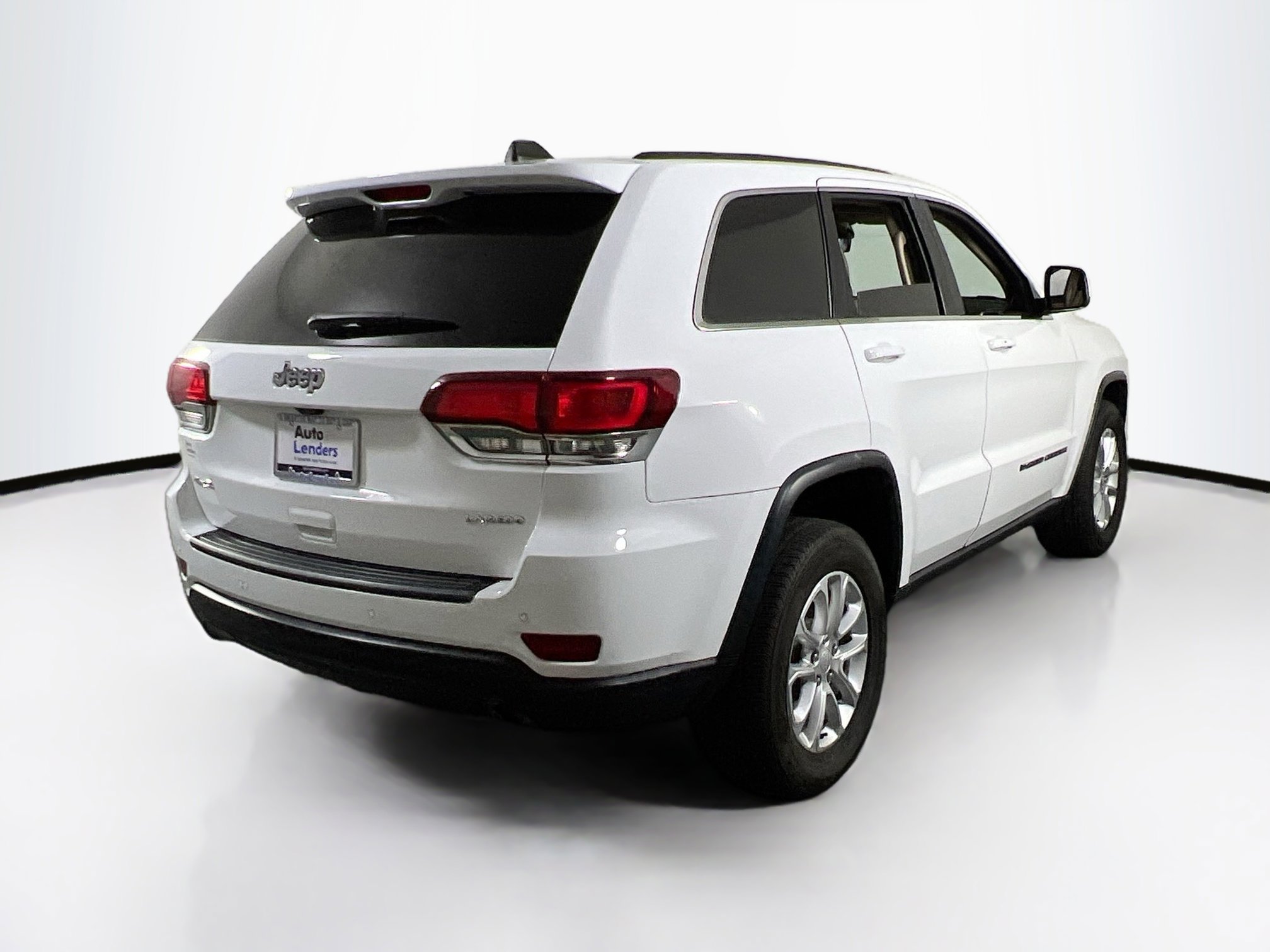 Used 2022 Jeep Grand Cherokee Laredo E image 5