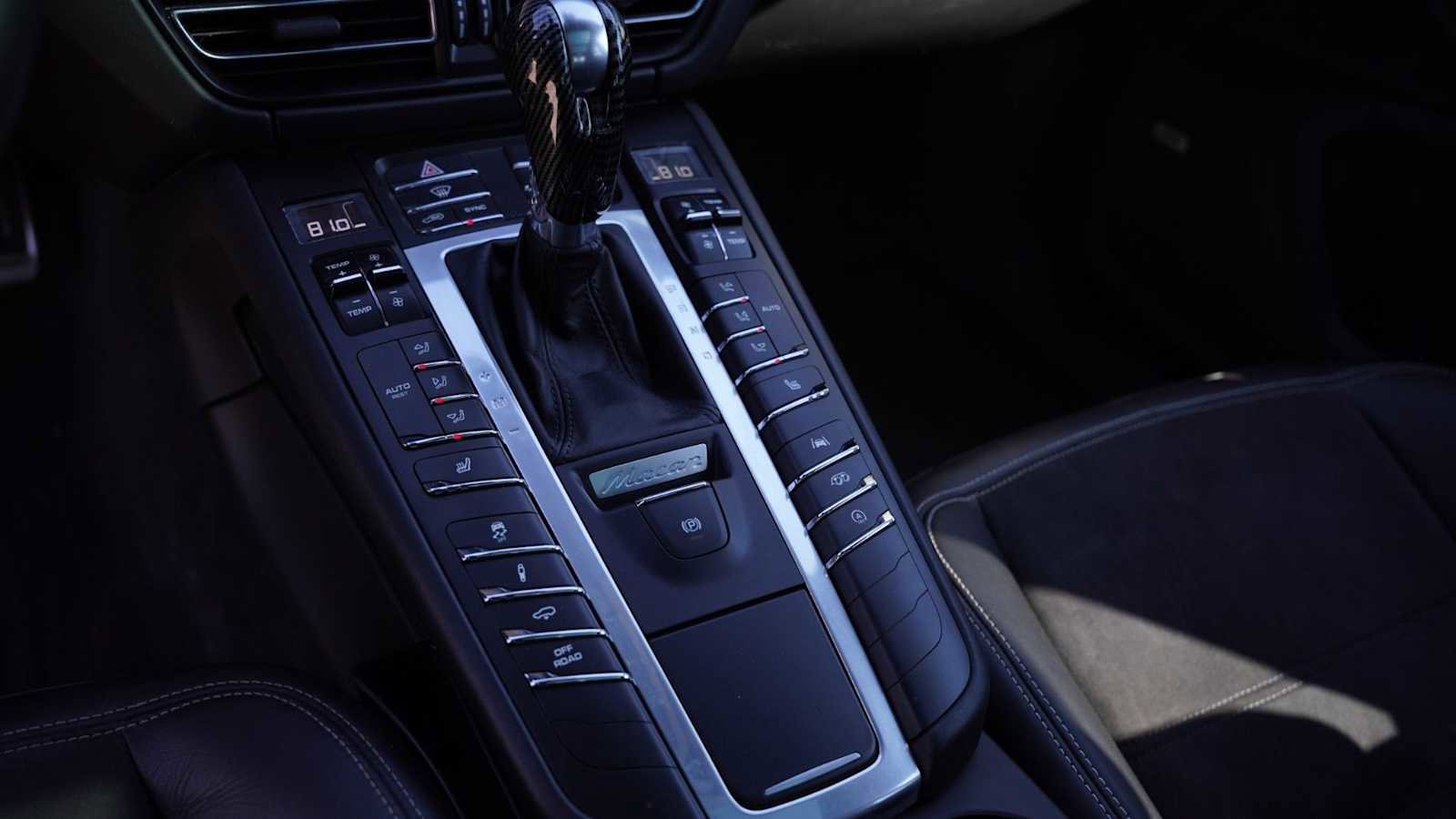 Used 2021 Porsche Macan GTS AWD/4WD image 31