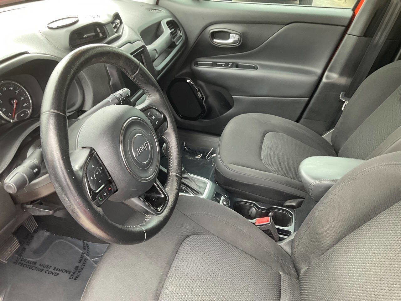 Used 2018 Jeep Renegade Altitude w/ Safety & Security Group FWD image 11