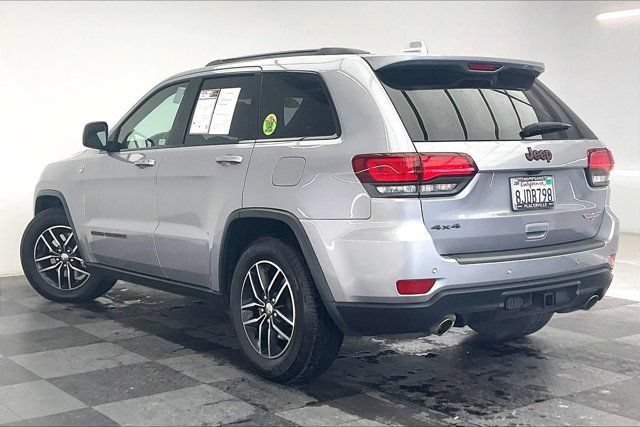 Used 2018 Jeep Grand Cherokee Trailhawk w/ Trailhawk Luxury Group AWD/4WD image 10