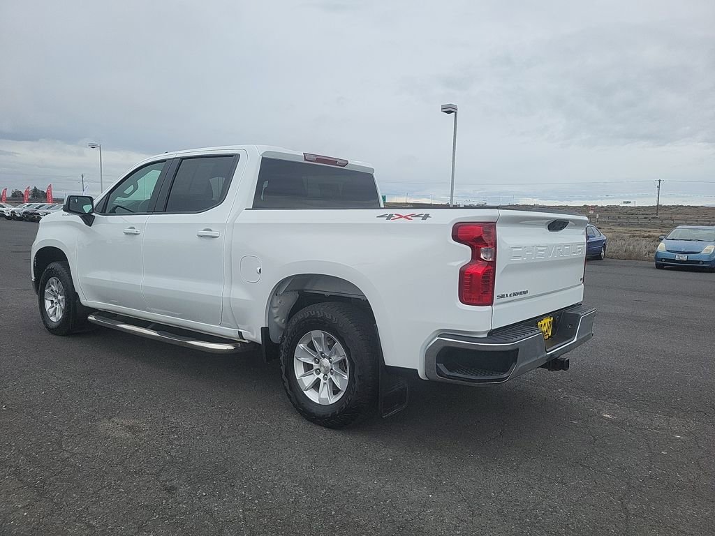 Used 2024 Chevrolet Silverado 1500 LT w/ Work Truck Package image 3