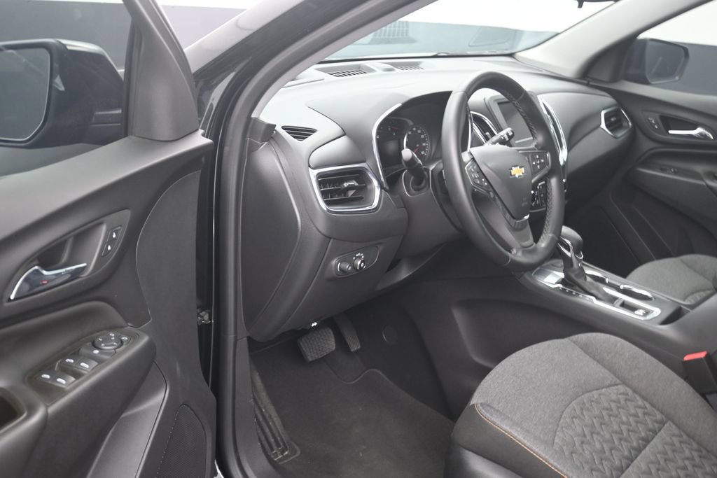 Used 2024 Chevrolet Equinox LT FWD image 10
