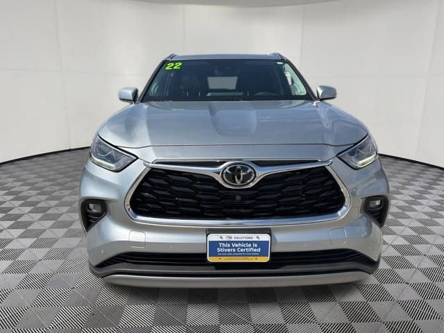 Used 2022 Toyota Highlander Platinum image 14