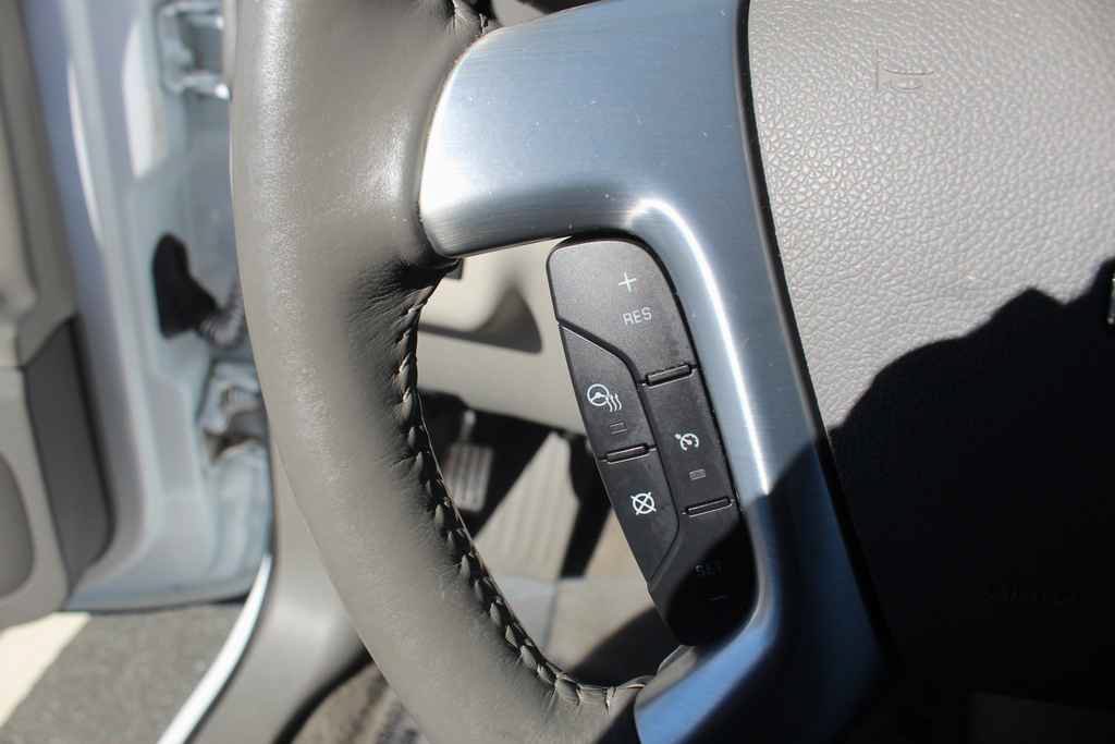 Used 2017 GMC Acadia Limited SLT AWD/4WD image 19