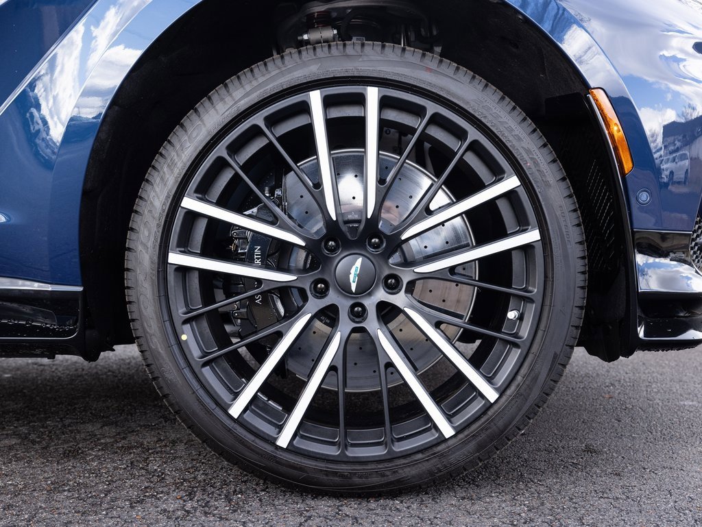 New 2025 Aston Martin DBX 707 image 53