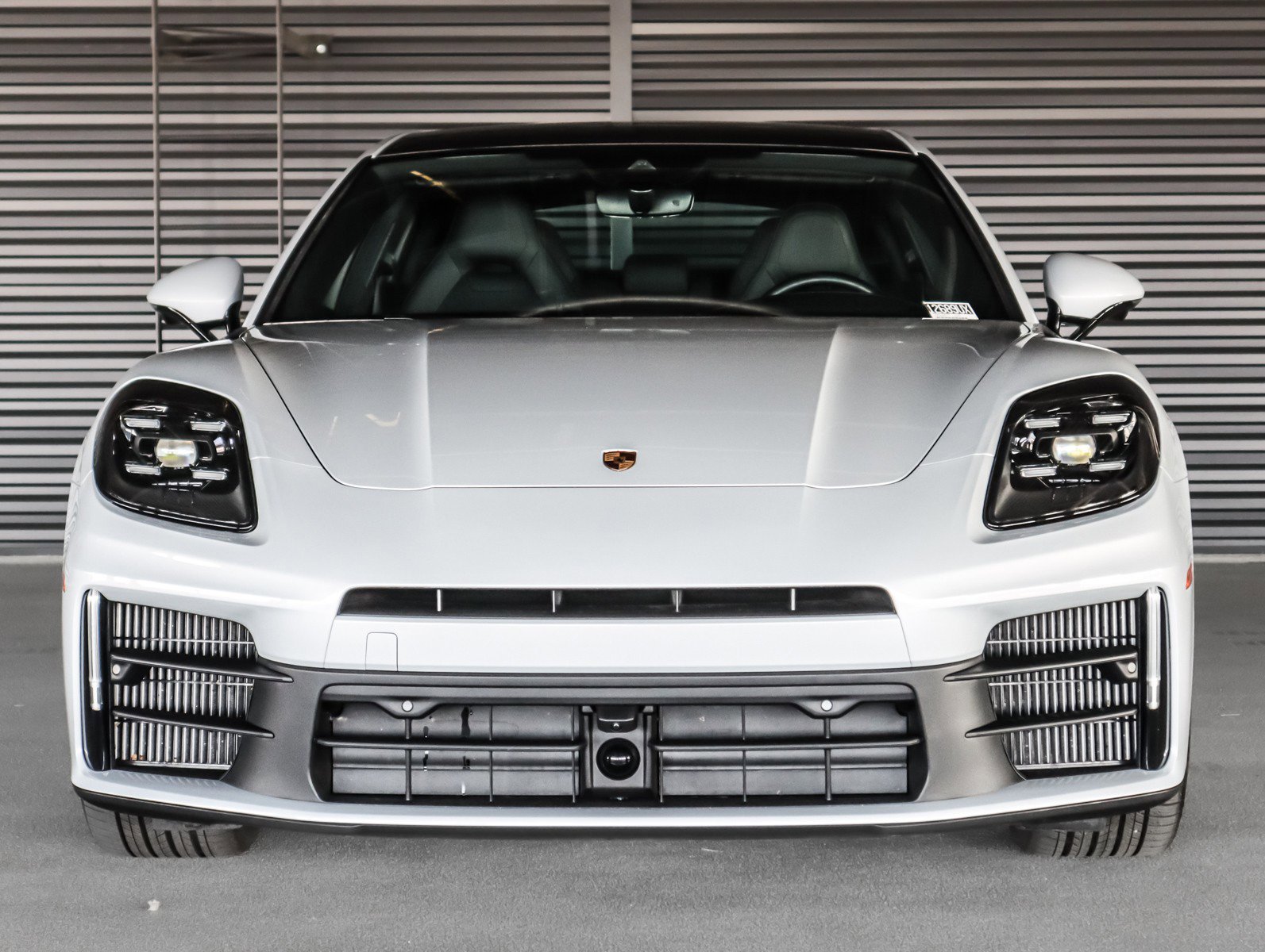 Certified 2025 Porsche Panamera 4 AWD/4WD image 8