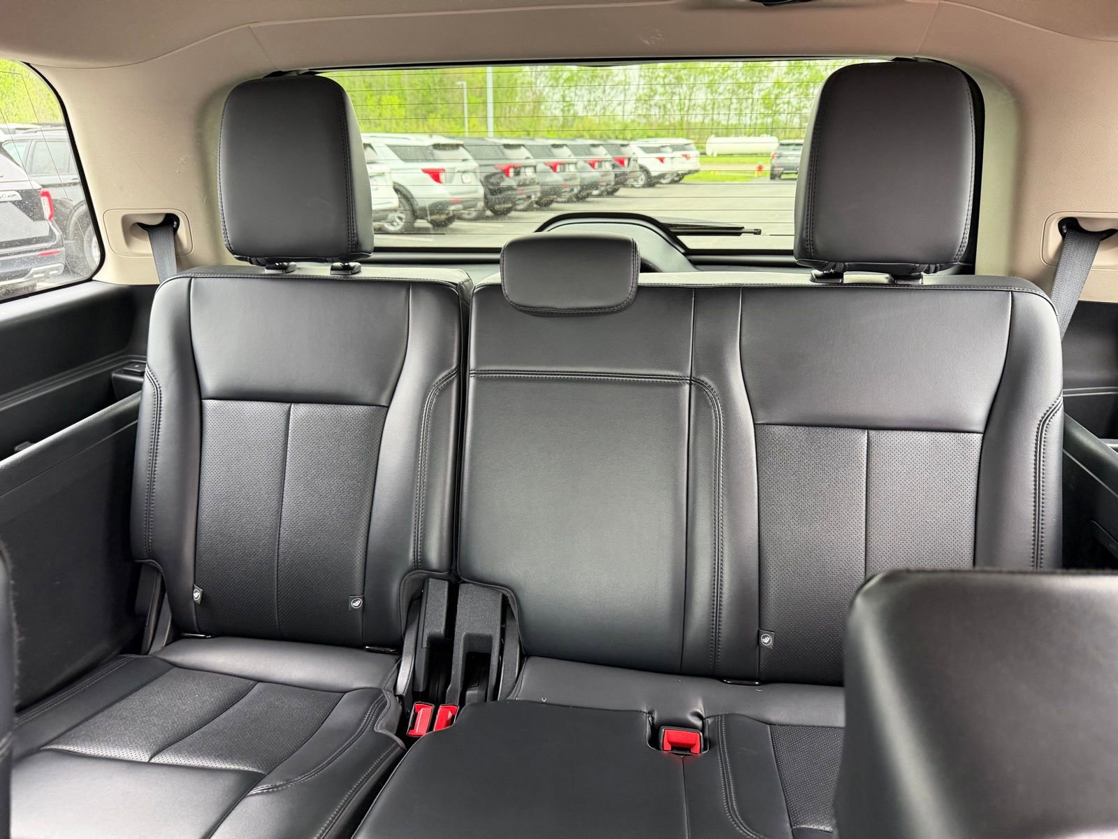Used 2023 Ford Expedition XLT AWD/4WD image 16