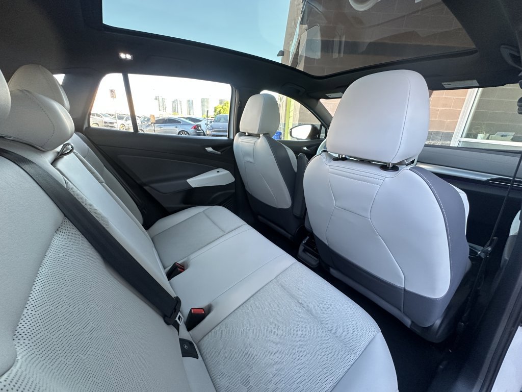 Used 2021 Volkswagen ID.4 1st Edition image 40