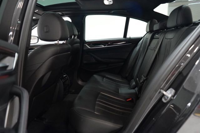 Used 2019 BMW 540i xDrive w/ Convenience Package AWD/4WD image 32