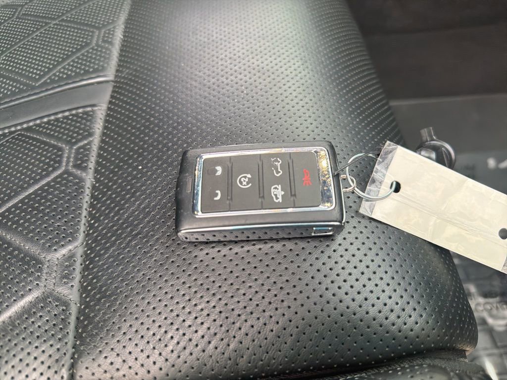 Used 2024 Jeep Grand Wagoneer L Series III image 27