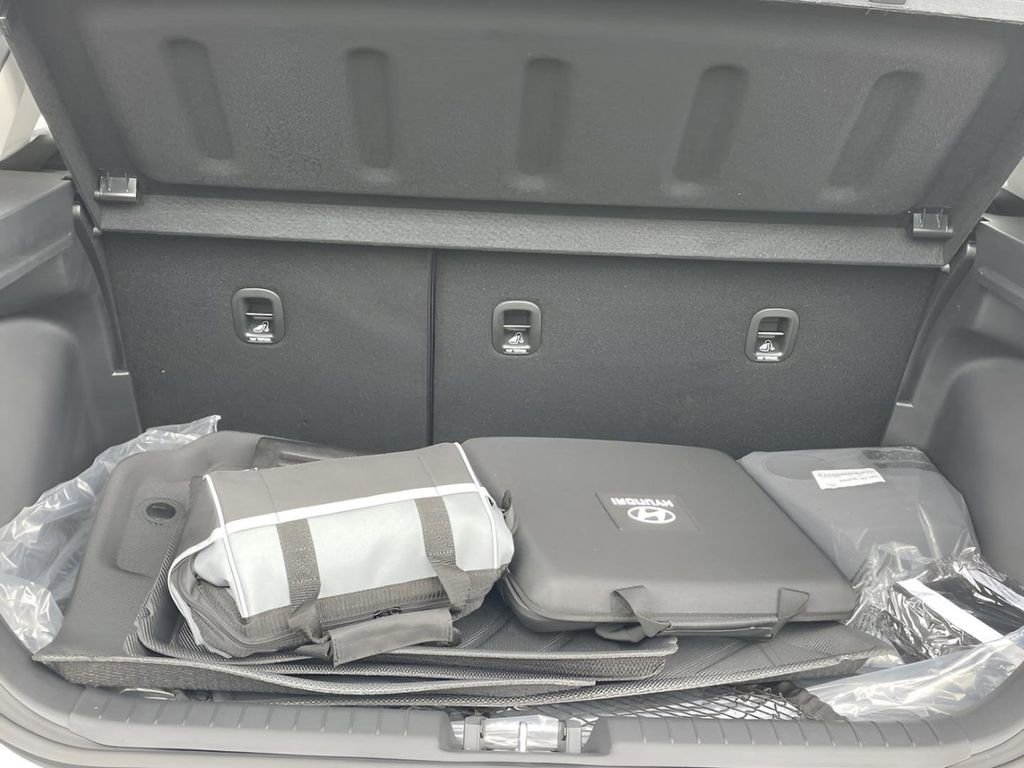 New 2026 Hyundai Venue SEL image 15