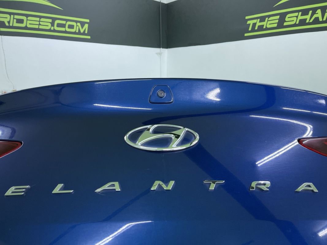 Used 2020 Hyundai Elantra SEL image 13