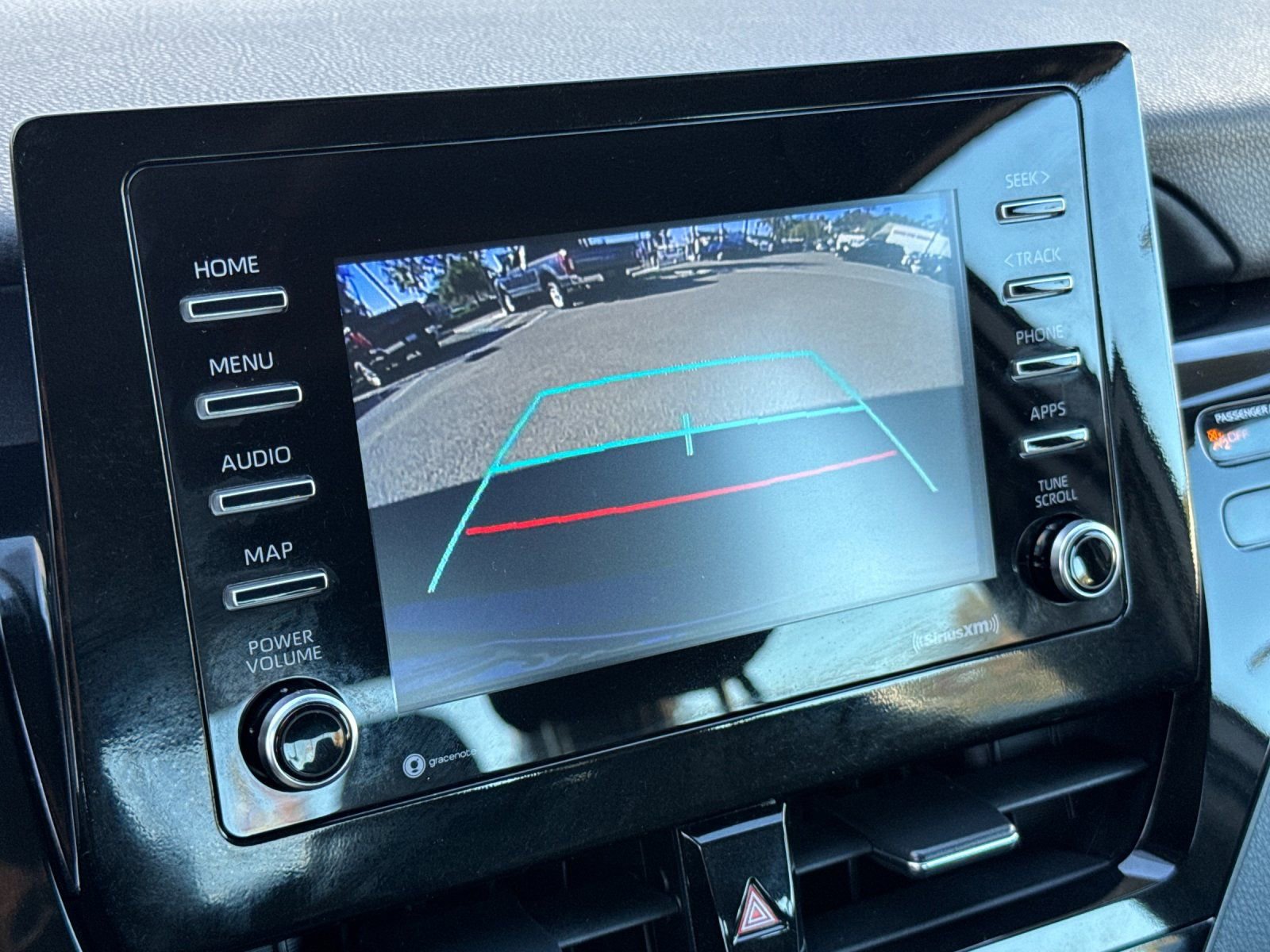 Used 2024 Toyota Camry SE image 18