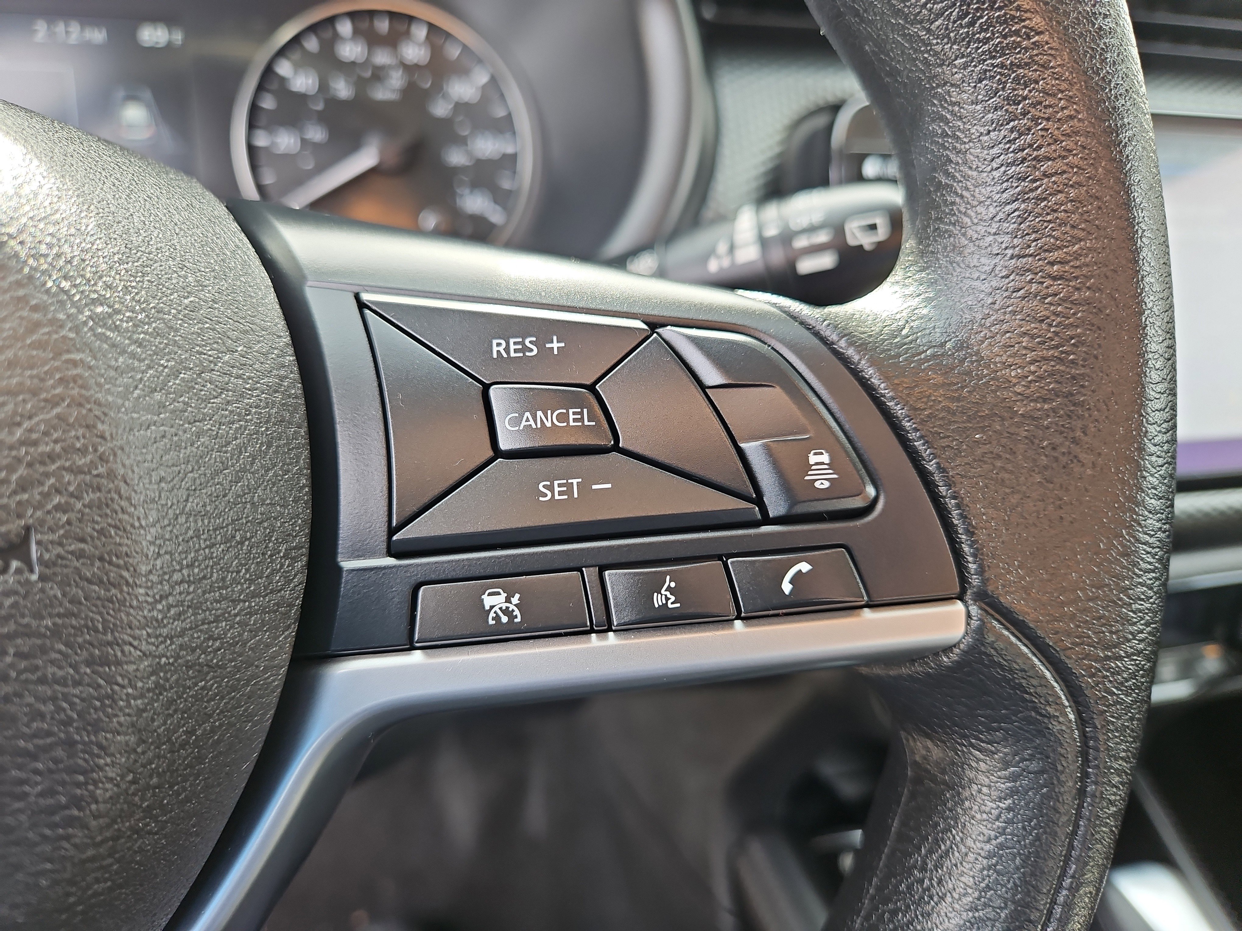 Used 2022 Nissan Kicks SV FWD image 17