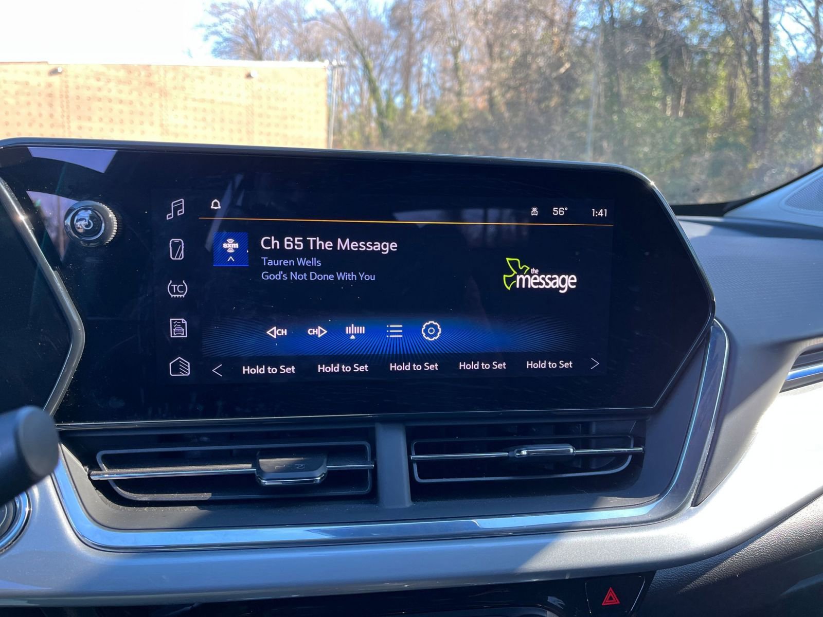 Used 2025 Chevrolet Trax LT w/ LT Convenience Package image 21