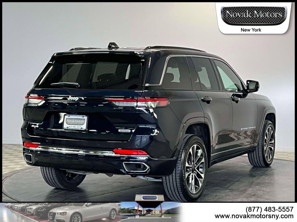 Used 2024 Jeep Grand Cherokee Overland w/ Trailer Tow Package image 8