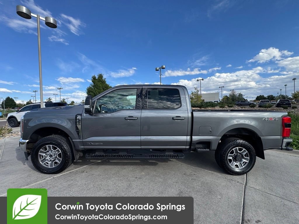 Used 2025 Ford F350 Lariat AWD/4WD image 4