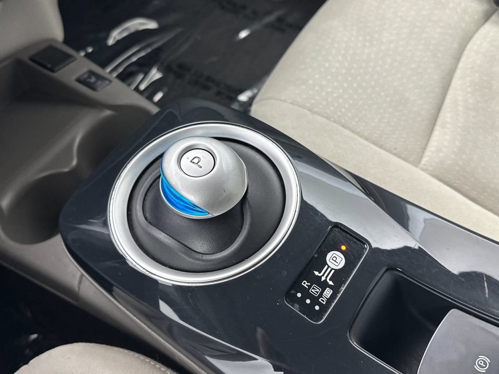 Used 2012 Nissan Leaf SV FWD image 21