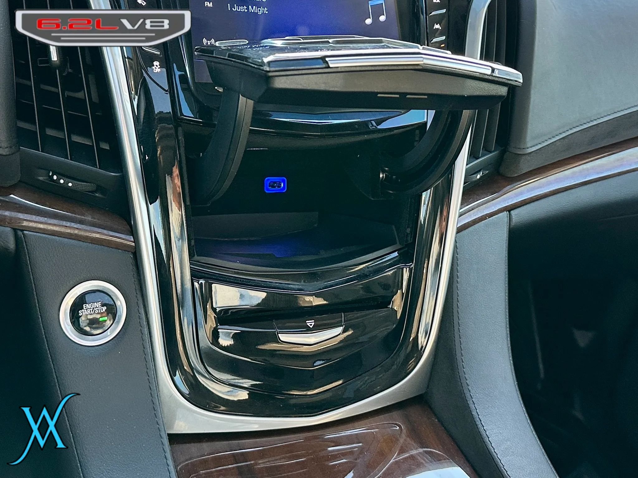 Used 2020 Cadillac Escalade Luxury AWD/4WD image 34