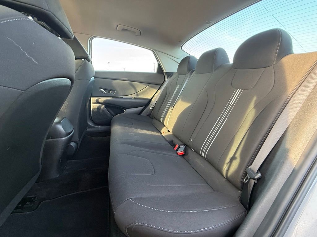 Used 2021 Hyundai Elantra SEL w/ Convenience Package FWD image 23