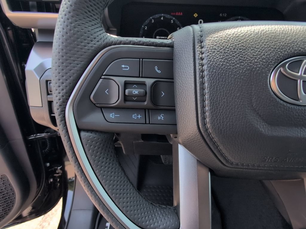 Certified 2026 Toyota Tacoma TRD Off-Road AWD/4WD image 25