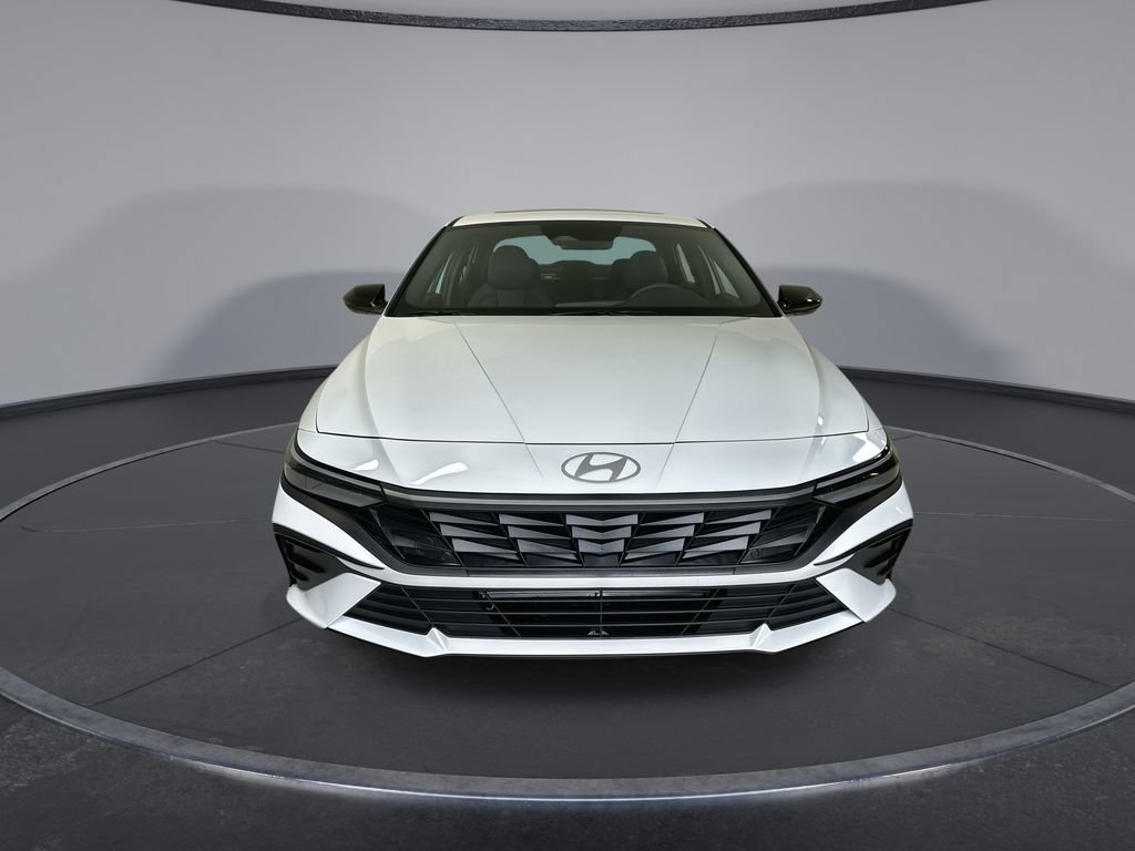 New 2026 Hyundai Elantra SEL Sport FWD image 3