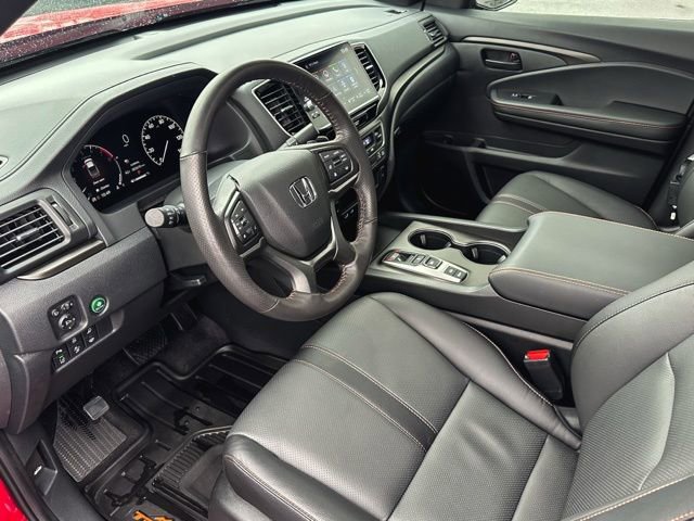 Used 2025 Honda Ridgeline TrailSport image 14