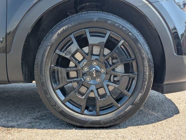 Certified 2022 Kia Telluride EX w/ EX Premium Package AWD/4WD image 11