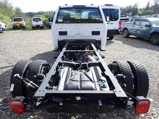 New 2026 Ford F550 4x4 Regular Cab Super Duty w/ XL Chrome Package image 5