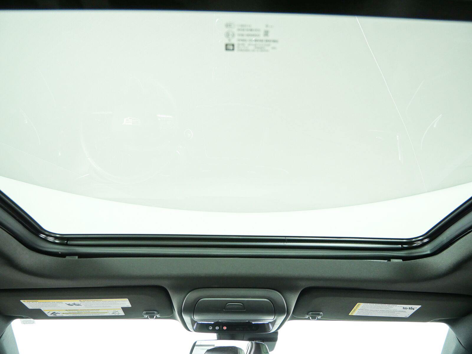 Used 2021 Cadillac XT4 Sport FWD image 21