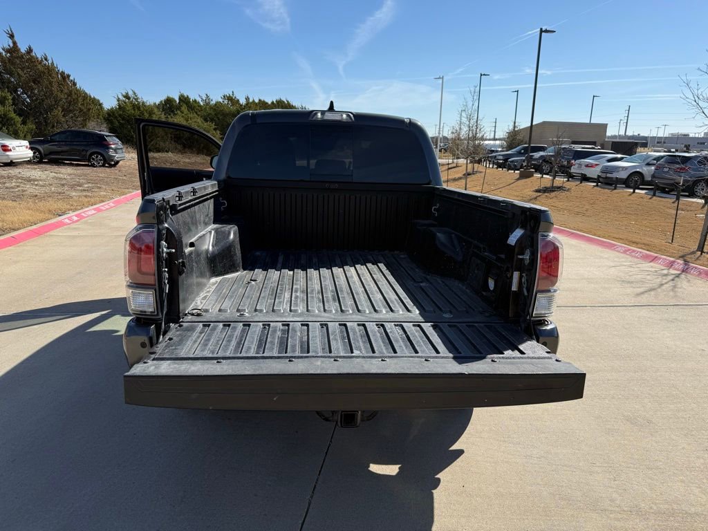 Used 2023 Toyota Tacoma Limited image 23