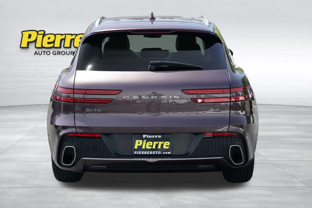 Used 2022 Genesis GV70 2.5T w/ Advanced Package AWD/4WD image 6