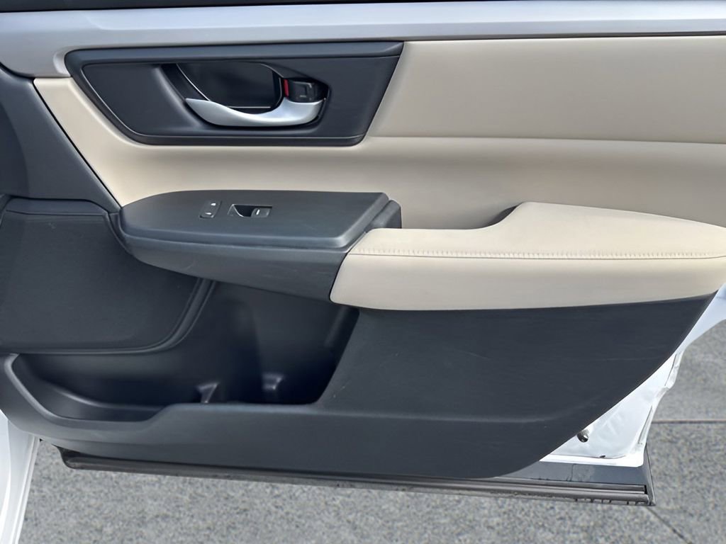 Used 2020 Honda CR-V LX image 40