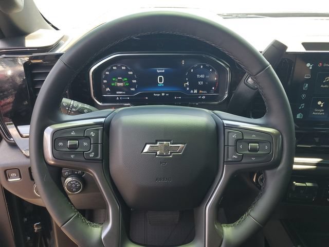Used 2024 Chevrolet Silverado 2500 ZR2 w/ Technology Package AWD/4WD image 11