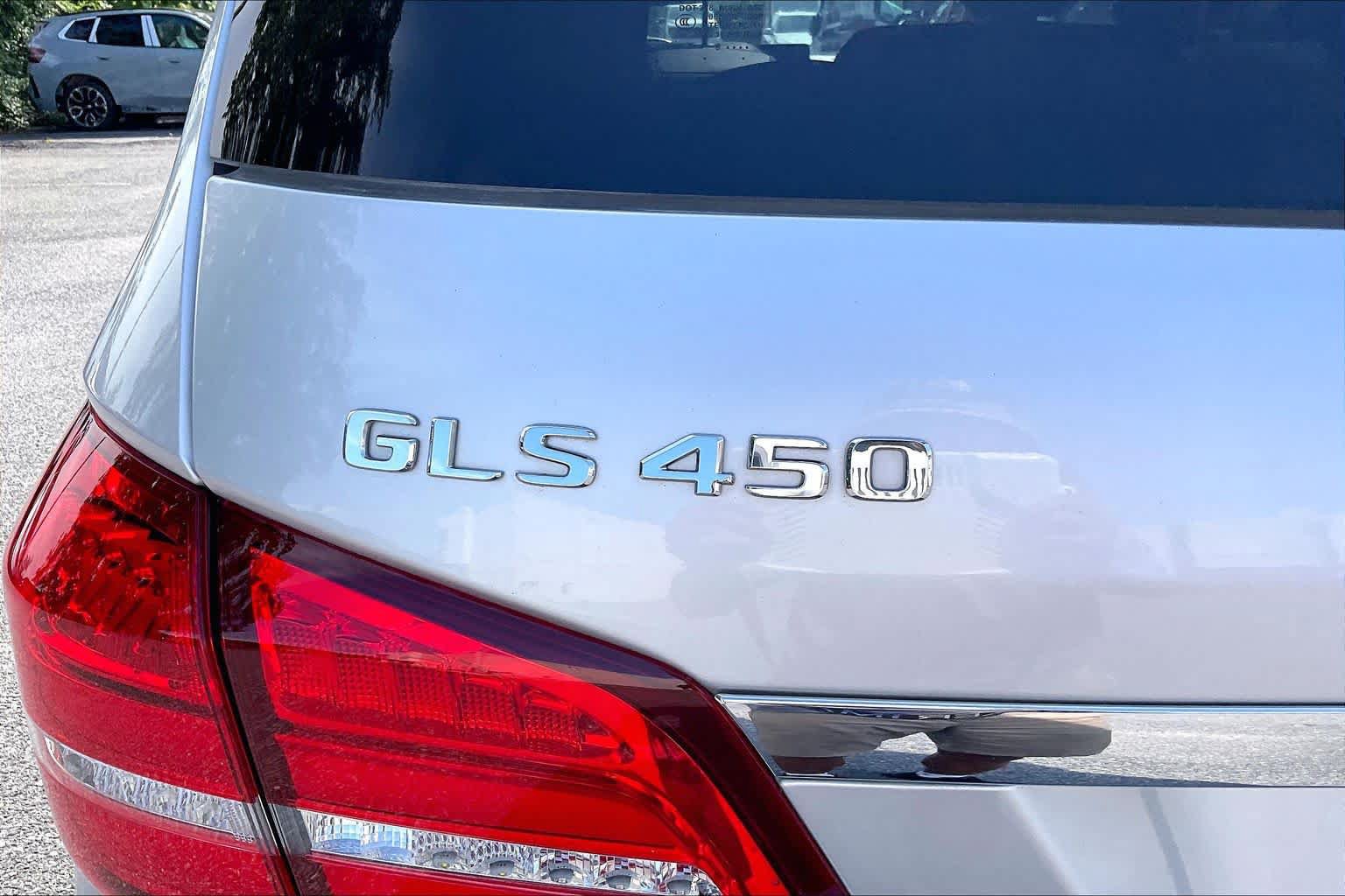 Used 2017 Mercedes-Benz GLS 450 4MATIC image 33