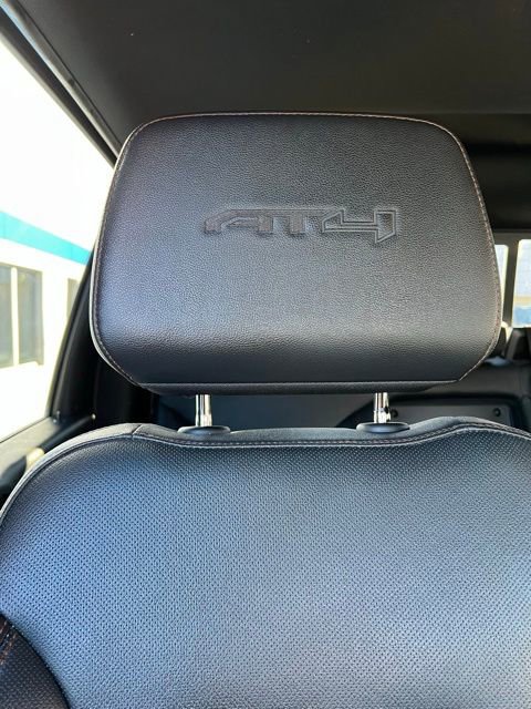 Used 2023 GMC Sierra 2500 AT4 w/ AT4 Premium Plus Package image 33