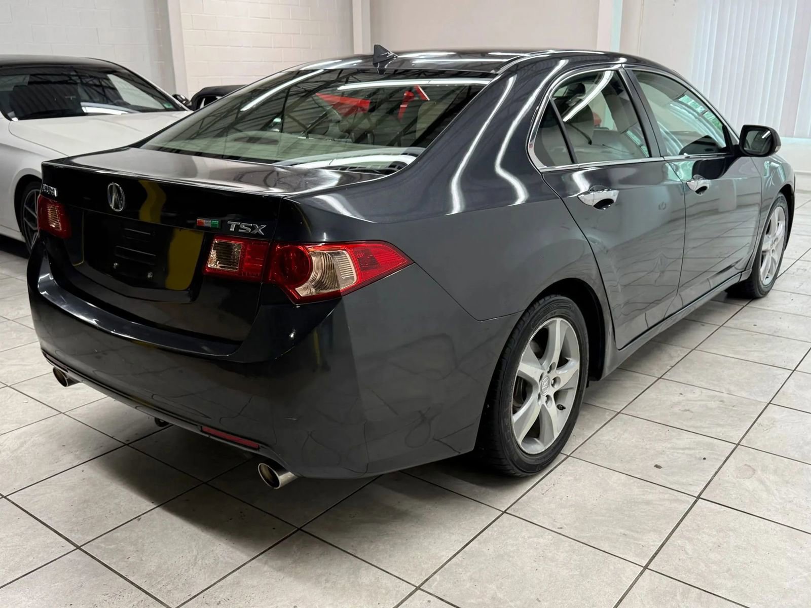 Used 2011 Acura TSX Sedan FWD image 9