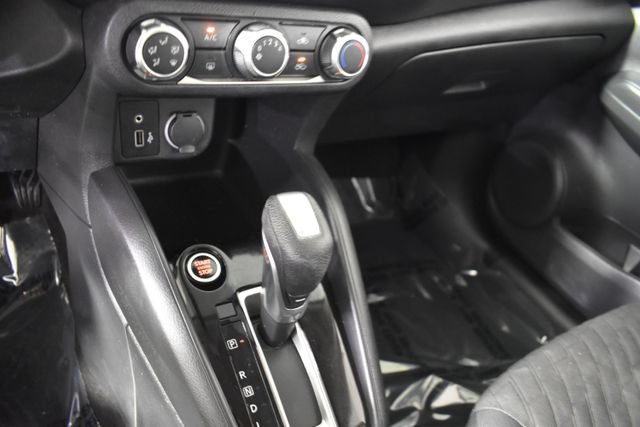 Used 2021 Nissan Kicks S FWD image 22
