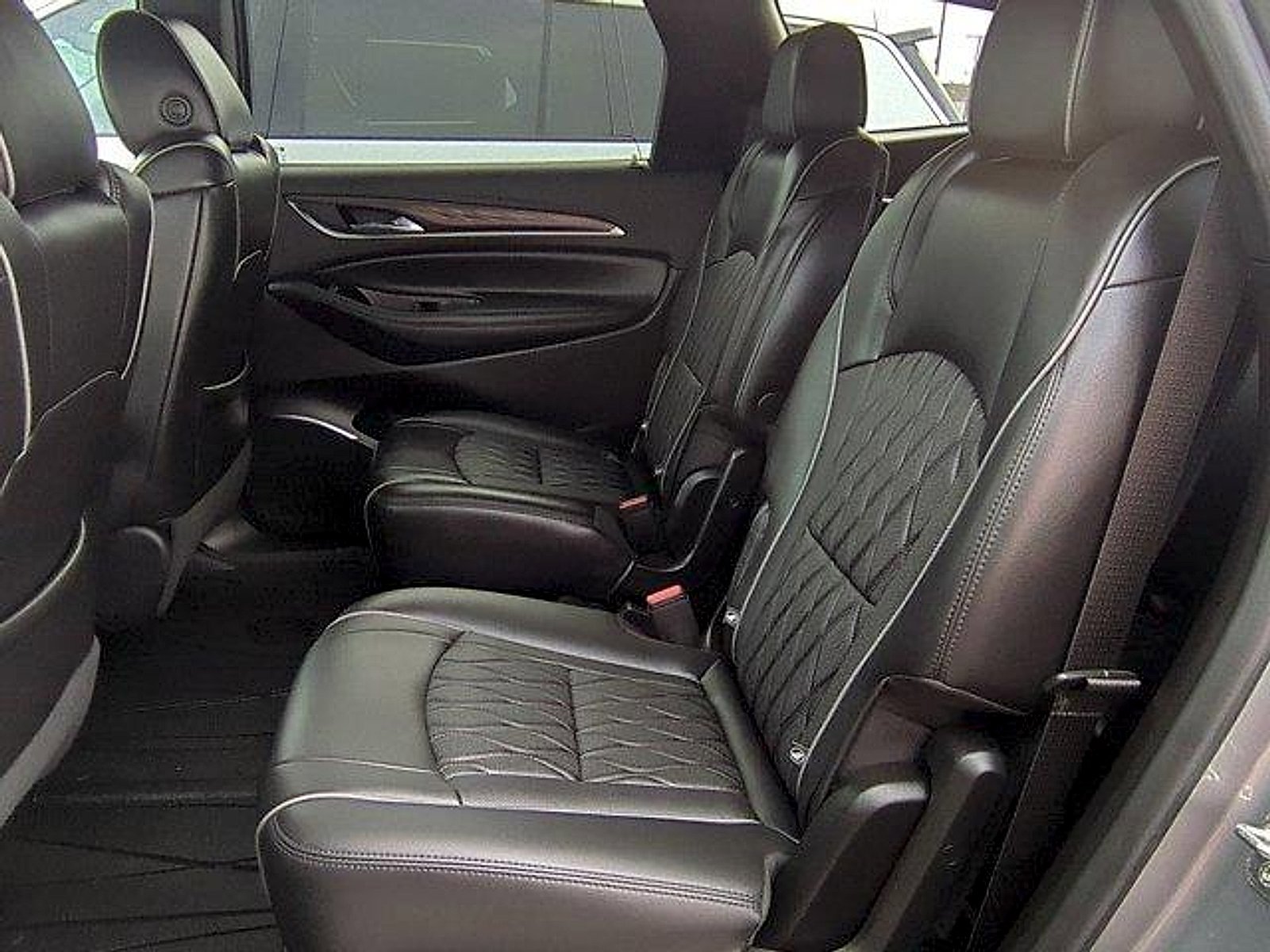 Certified 2023 Buick Enclave Avenir FWD image 25