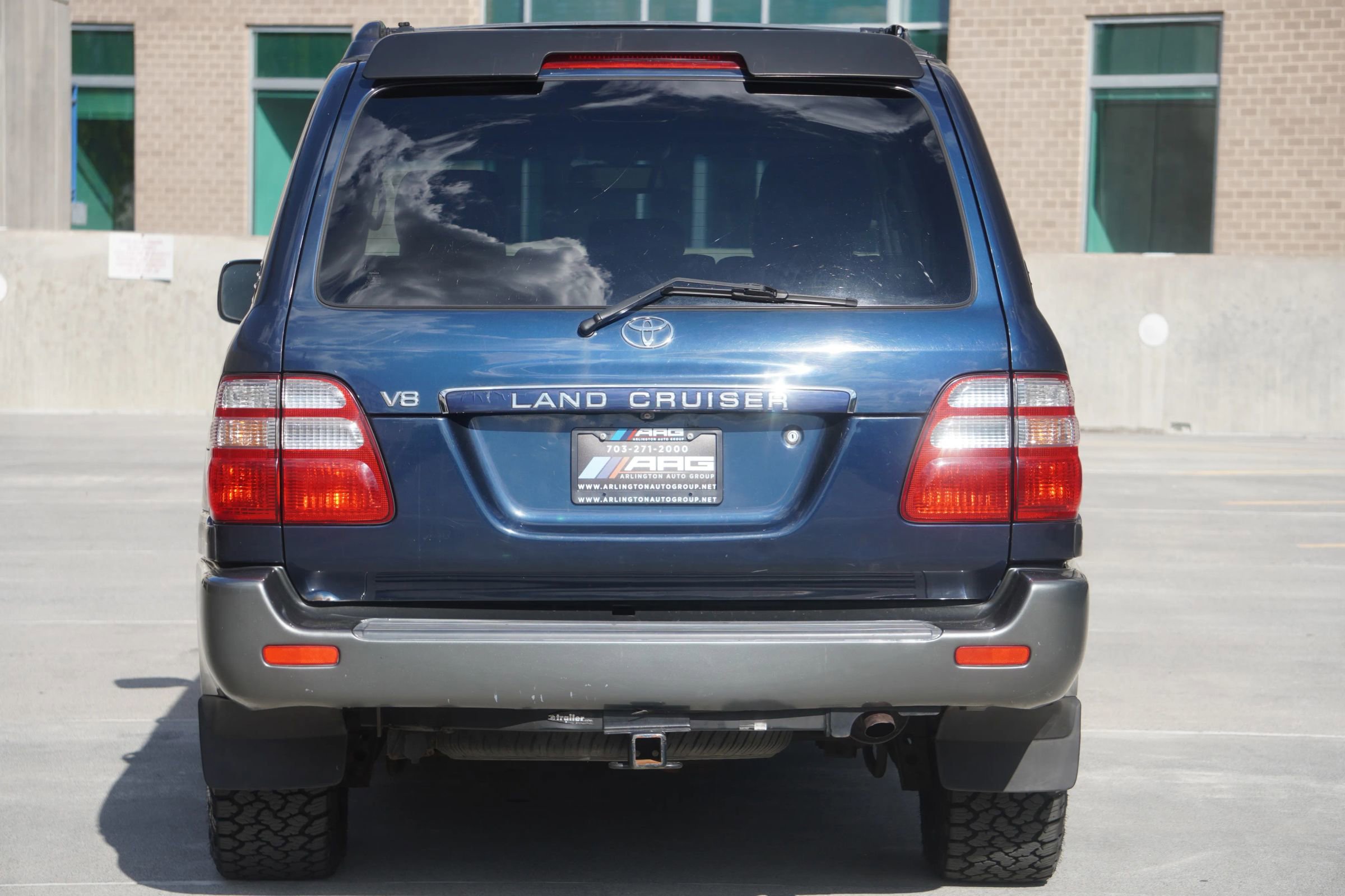 Used 2004 Toyota Land Cruiser AWD/4WD image 11