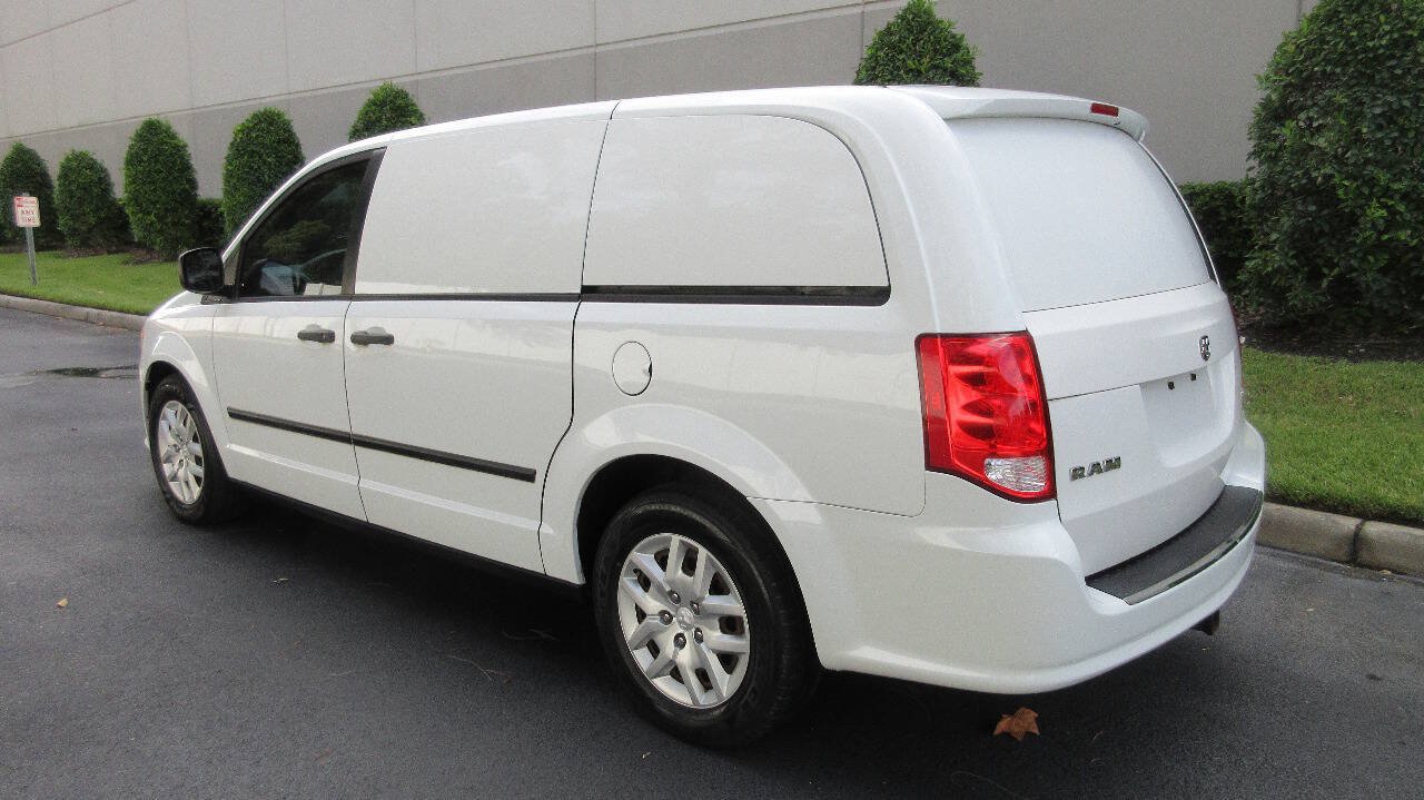 Used 2014 RAM C/V Tradesman FWD image 3
