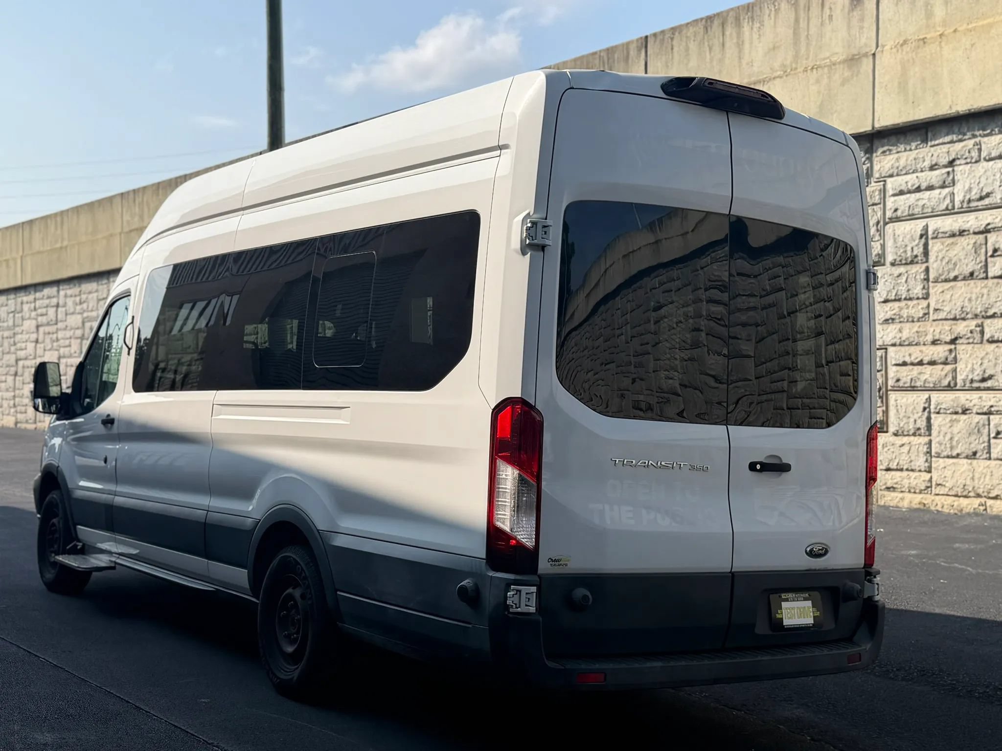 Used 2018 Ford Transit 350 148 High Roof Extended RWD image 8