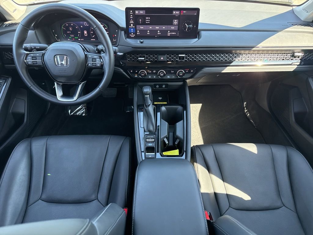 Used 2023 Honda Accord Touring image 14