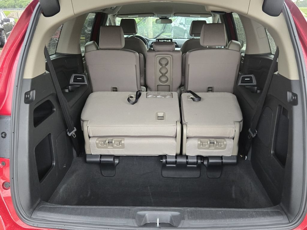 Certified 2024 Honda Odyssey EX image 15